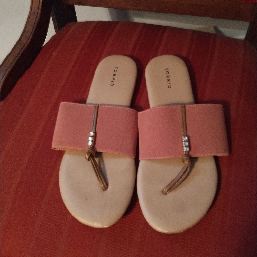 Torrid stretchy sandals